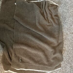 Barefoot Dreams CozyChic Blanket in Taupe/Brown